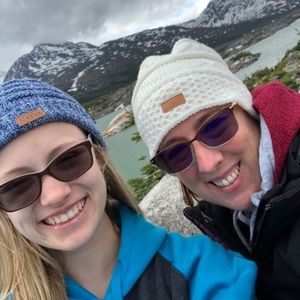 Meet your Posher, Emma